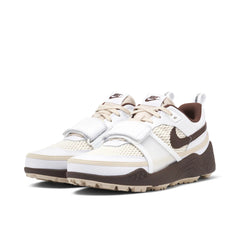 Nike Zoom Field Travis Scott Light Chocolate